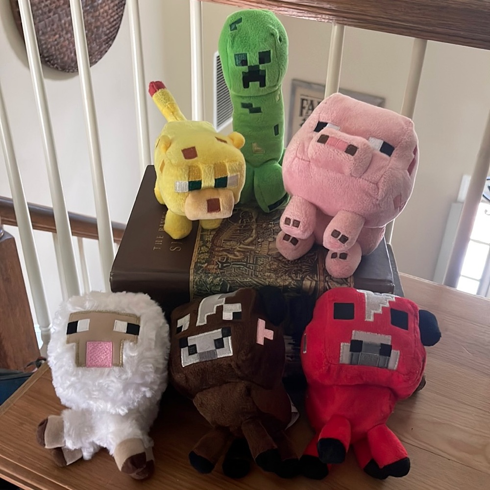 Minecraft Mob Plushie Lot of 6.